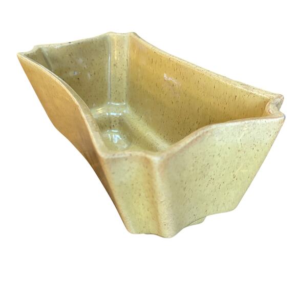 Vintage Ungemach USA mustard yellow atomic age art pottery planter vase pot - Picture 2 of 8